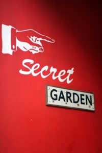 secret garden wall