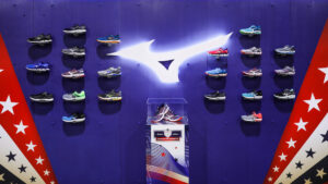 shoe wall
